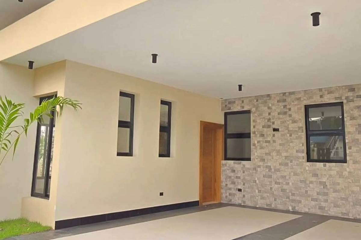 CASA EN VENTA EN JARABACOA