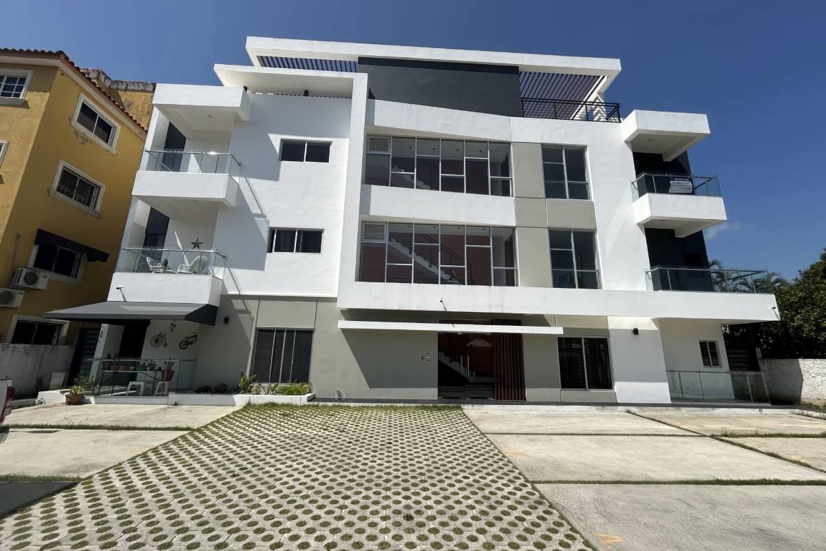 PENTHOUSE EN VENTA, EN LA VEGA