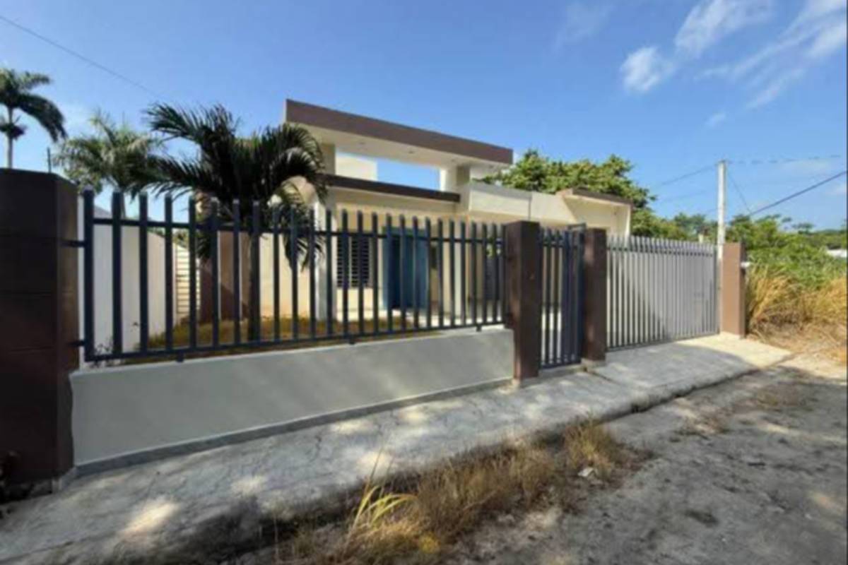 VENDO CASA EN LA VEGA