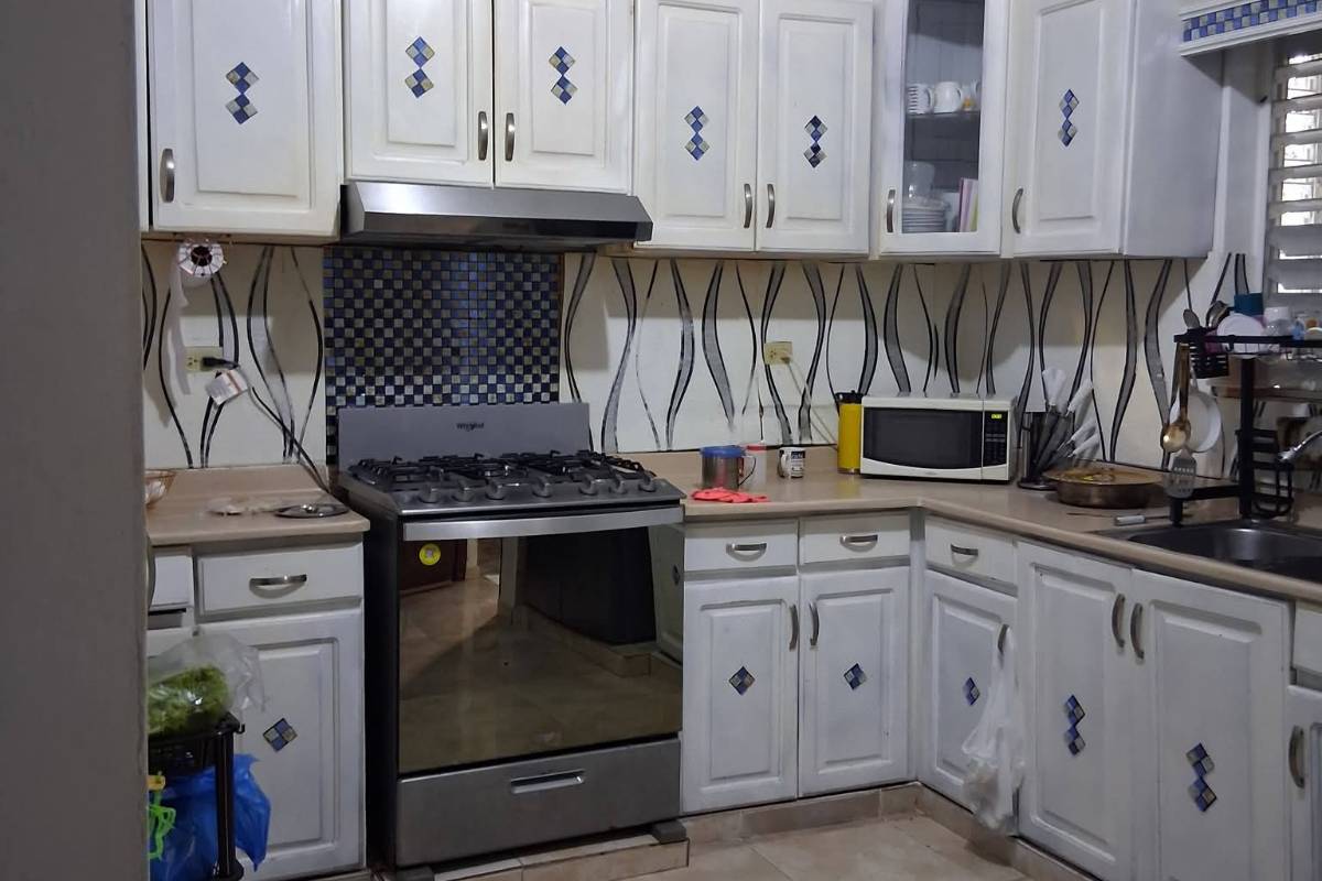 CASA EN VENTA EN LA VEGA