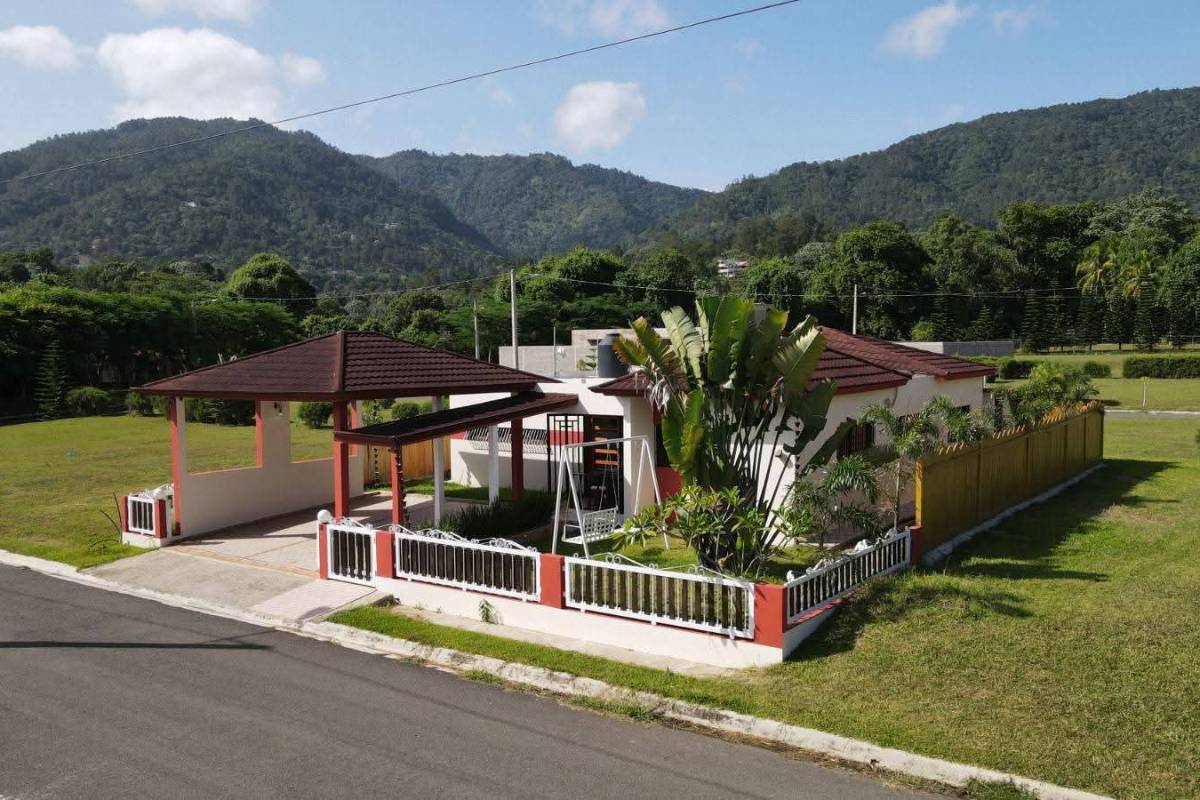 VILLA EN VENTA EN JARABACOA, LA VEGA