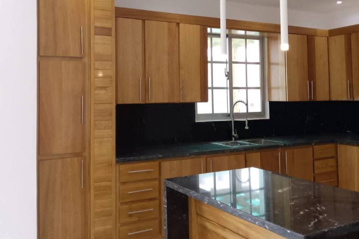 CASA EN VENTA EN LA VEGA